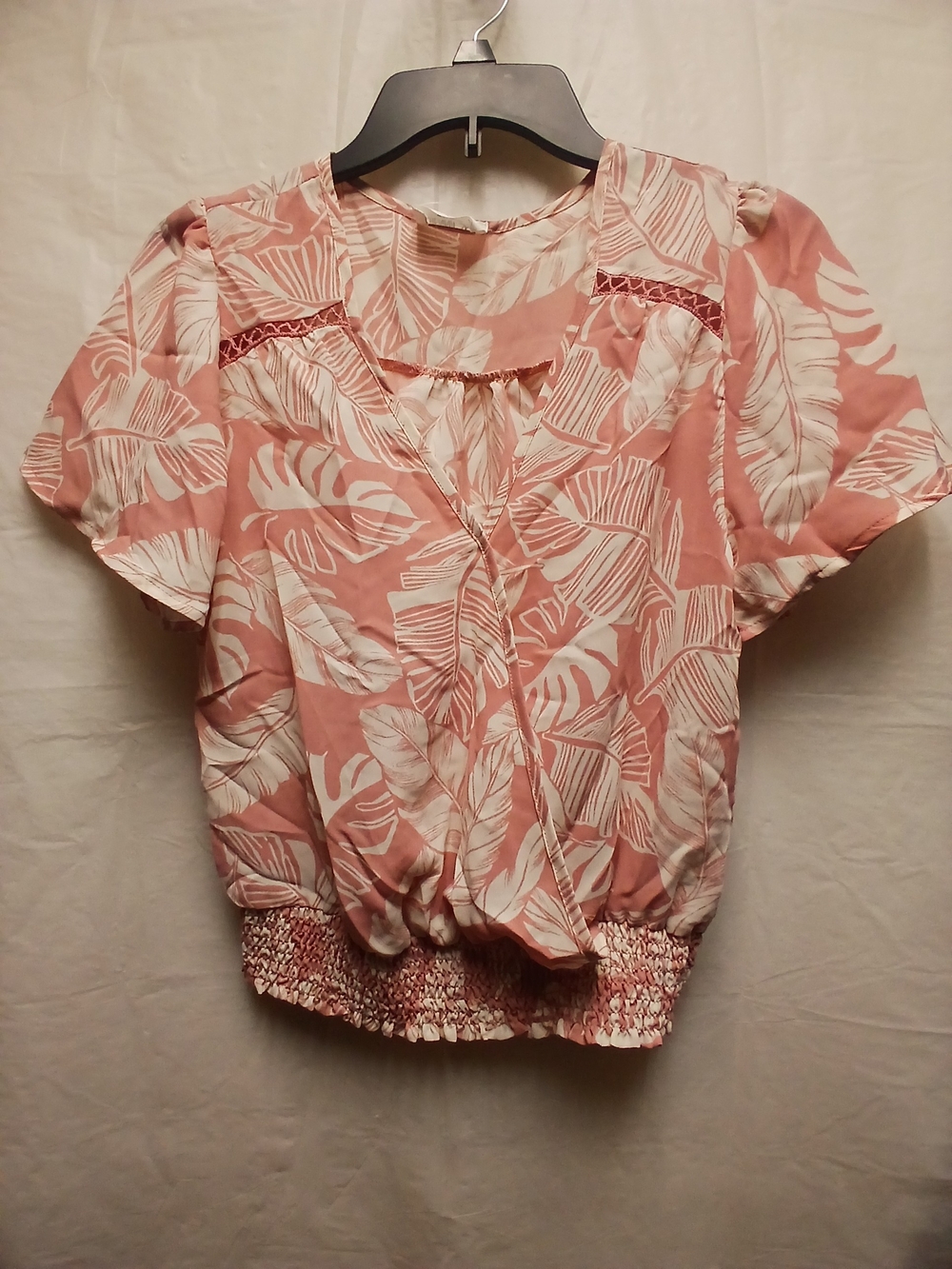 Sienna Sky Women's Blush Pink Tropical Print V-Neck Blouse